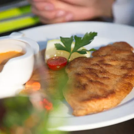 Restaurant Jaegerhaus فندق ميكنبورن